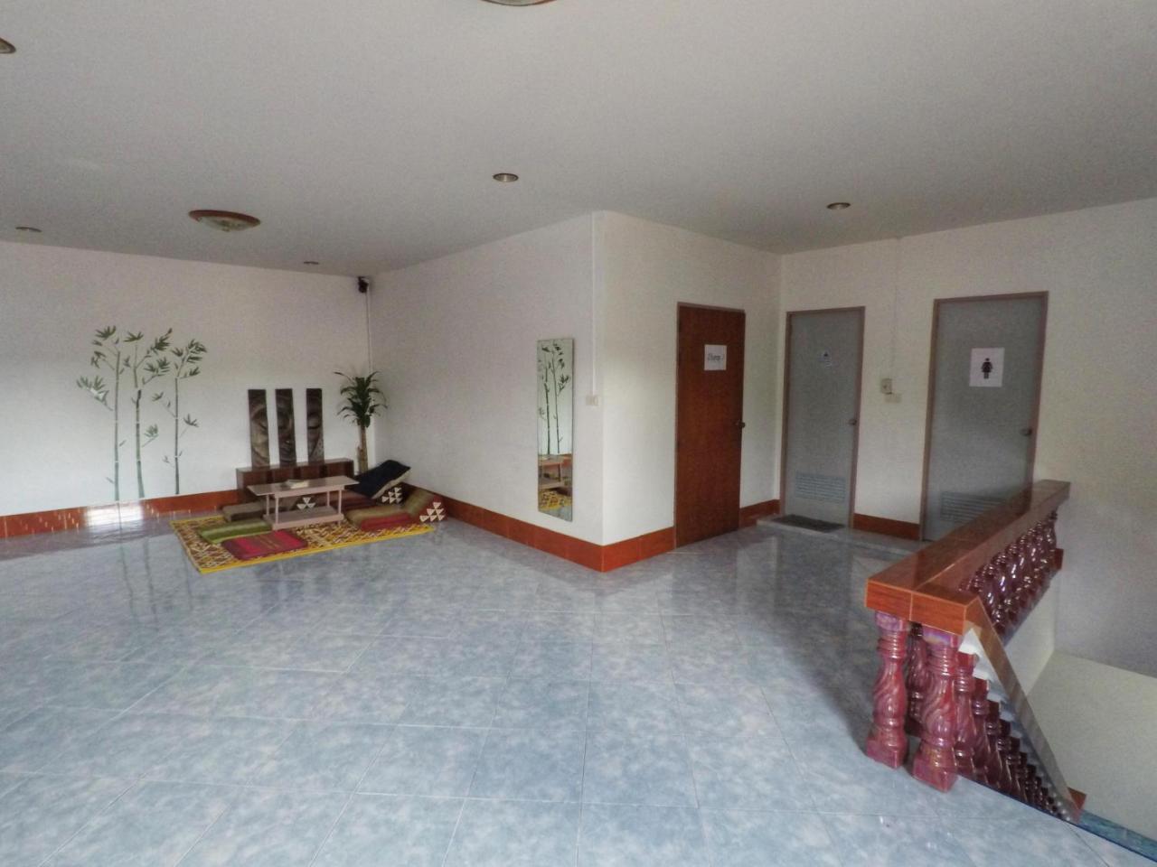 Baan Kai Hostel Baan Khai Zewnętrze zdjęcie